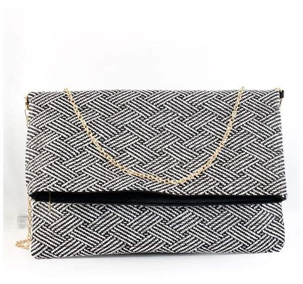Ellis Clutch in Black